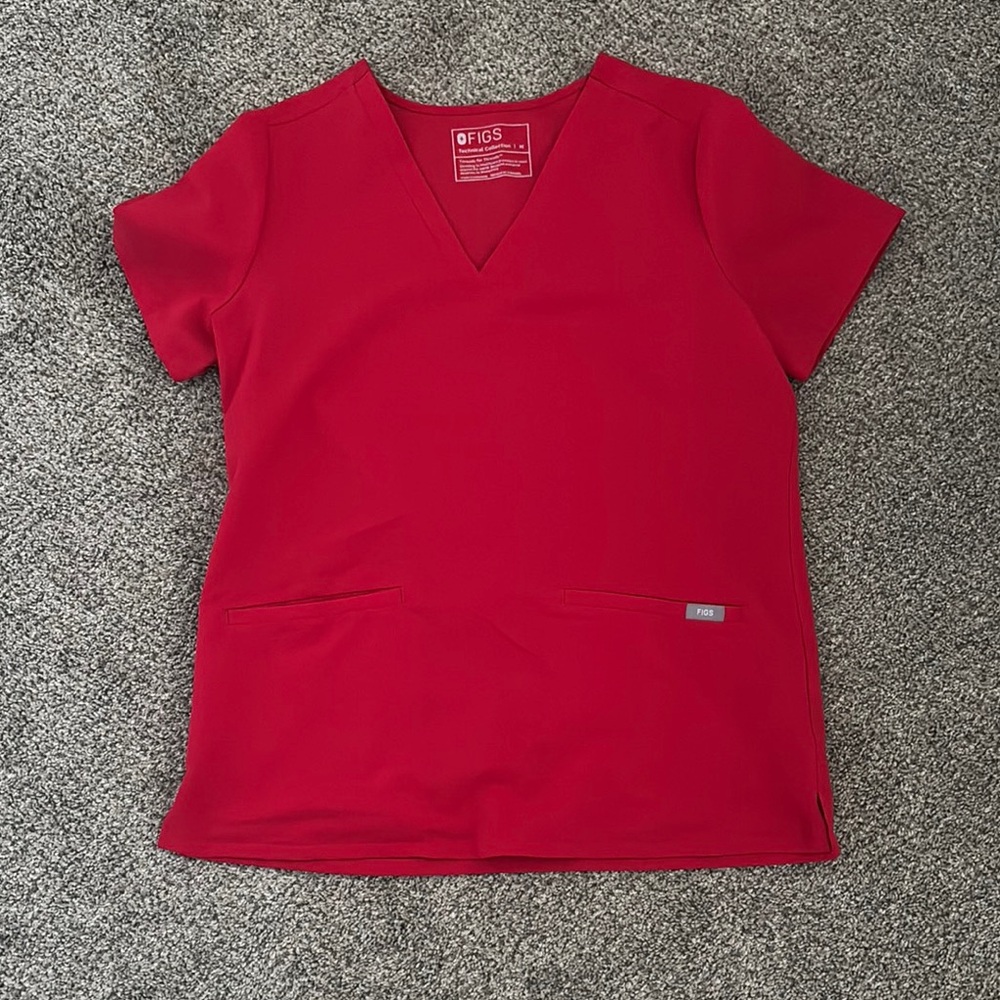 FIGS Women's Red Scrub Set